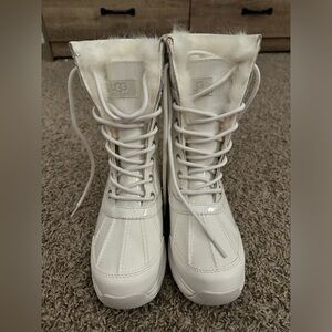 UGG Snow Boots size 6
